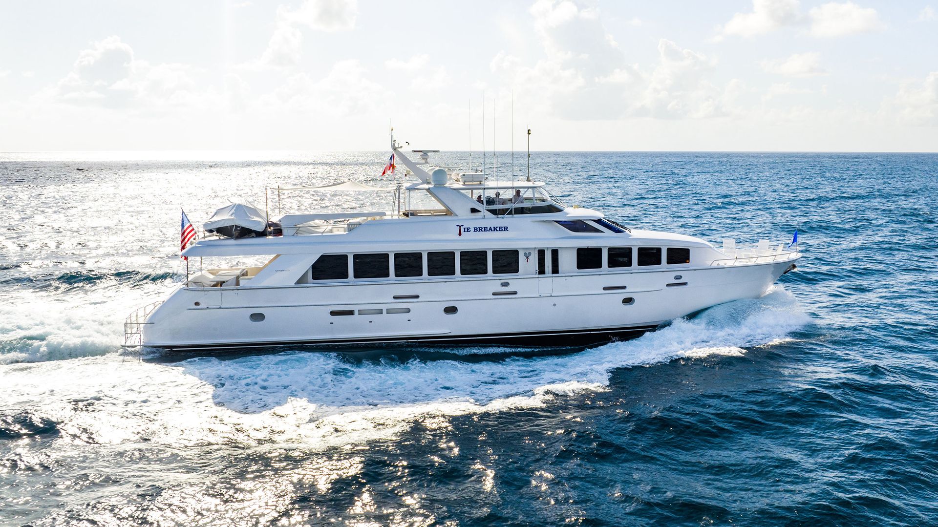TIE BREAKER yacht for sale (Hatteras, 30.48m, 2002)